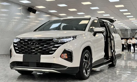 Hyundai Custin 2023 mất giá bao nhiêu sau khi lăn bánh 5.000 km