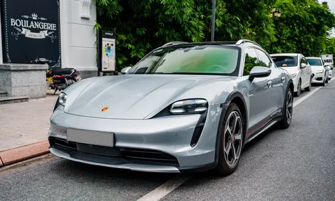 Xe điện Porsche Taycan bị triệu hồi vì nguy cơ cháy nổ, xe tại Việt Nam có ảnh hưởng?