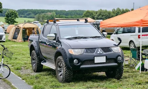 Giá bán Mitsubishi Triton đã qua sử dụng tại Nhật Bản bất ngờ tăng cao khiến người tiêu dùng ngỡ ngàng
