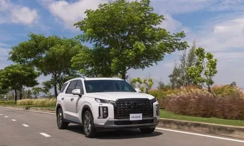 Hyundai Palisade 2023 giảm giá mạnh, giá bán thực tế ngang ngửa đàn em SantaFe
