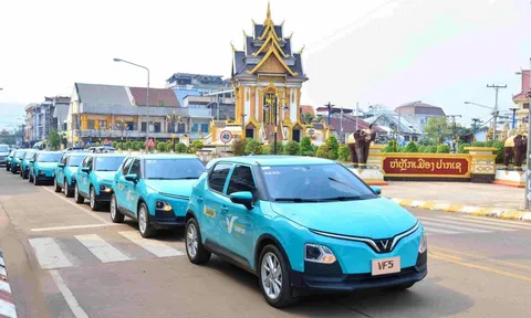 Bước tiến mới của hãng taxi Việt Xanh SM tại thị trường Lào