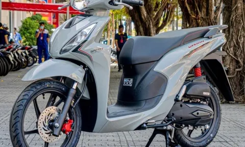 Ngược chiều với ô tô, thị trường xe máy "quay đầu" tăng giá