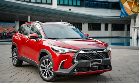 Doanh số Toyota Corolla Cross thấp kỷ lục, con đường tìm lại ánh hào quang ngày càng xa?