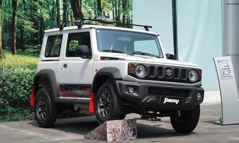 Nhỏ mà có võ, Suzuki Jimny từng khiến các "ông lớn" phải thán phục