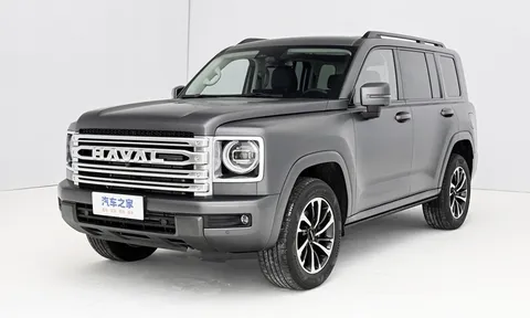 Đối thủ của Ford Everest rục rịch ra mắt thế hệ mới, mang đậm nét Toyota Land Cruiser Prado
