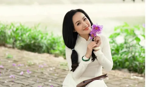 BTV Hoài Anh trong trẻo trong bộ áo dài trắng, khoe nhan sắc 'lão hóa ngược' ở tuổi 43