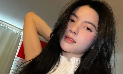 Bạn gái tin đồn Quang Hải đăng video phản bác nhưng sau 10 phút lại làm ngay một hành động  khó hiểu