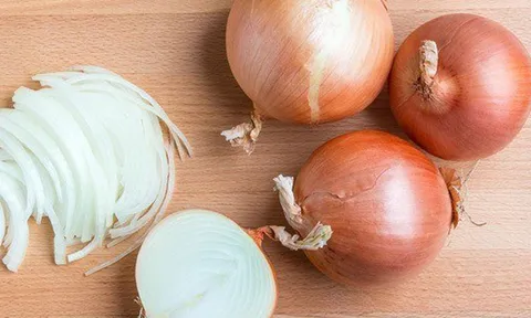 4 loại thực phẩm 'đại kỵ' với hành tây có thể dẫn đến mù lòa