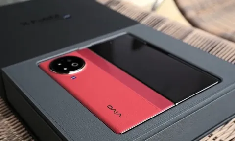 Vivo X Fold2 lộ diện toàn bộ thông số kỹ thuật: Snapdragon 8 Gen 2, sạc 120W