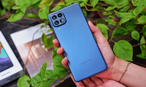 Giá đập hộp ‘mãnh thú tầm trung’ Galaxy M53 bất ngờ giảm sâu, chưa bằng 1/3 Galaxy S23 Ultra