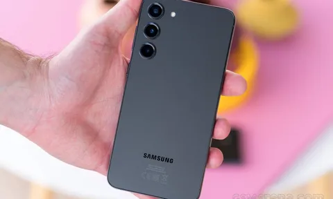Galaxy S23 Plus giảm tất tay cuối tháng 4, giá siêu rẻ ‘đè bẹp’ iPhone 13