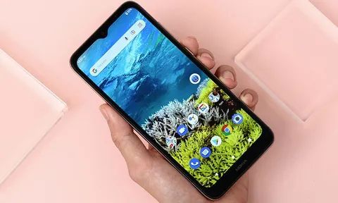 Chiếc điện thoại Nokia giá dưới 1,5 triệu ‘gây sốt’ với màn hình lớn hơn Galaxy S23 khiến khách Việt thích thú