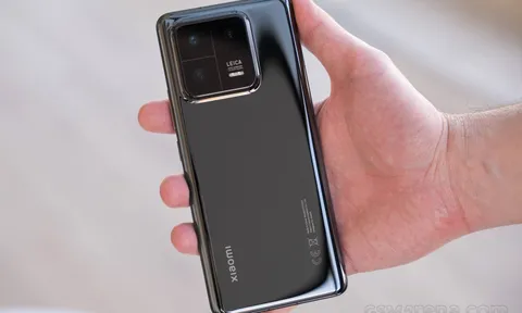 Giá Xiaomi 13 Pro giảm kịch sàn, hiệu năng khủng ‘hất văng’ Galaxy S23 Ultra, ‘đe nẹt’ iPhone 14 Pro Max
