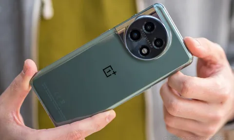 OnePlus 12 sẽ được trang bị Snapdragon 8 Gen 3, hiệu năng đỉnh chóp hứa hẹn ‘đá bay’ Galaxy S23 Ultra