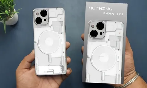 Nothing Phone (2) lộ diện với trang bị ‘khủng’, tiến vào phân khúc cao cấp để cạnh tranh với Galaxy S23