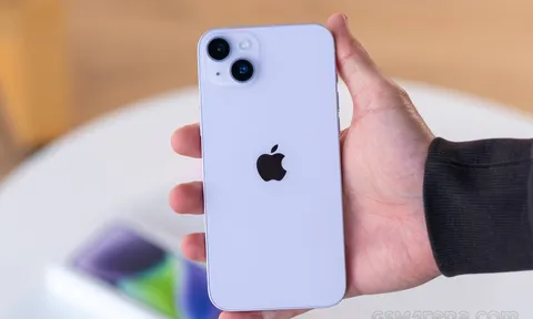 Giá iPhone 14 Plus giữa tháng 7/2023 giảm 4.5 triệu, được đánh giá cao hơn iPhone 13 Pro Max