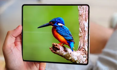 Galaxy Z Fold5 giảm 5 triệu sau nửa tháng mở bán, giá hấp dẫn ‘out trình’ iPhone 14 Pro Max