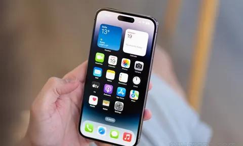 Giá iPhone 14 Pro Max chốt giảm gần 5 triệu cuối tháng 8, giá hấp dẫn ‘say bye’ Galaxy S23 Ultra
