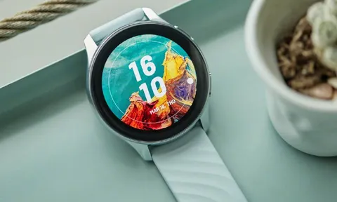 Đại kình địch Galaxy Watch6 lộ diện, ngôn ngữ thiết kế quen thuộc như OnePlus 12