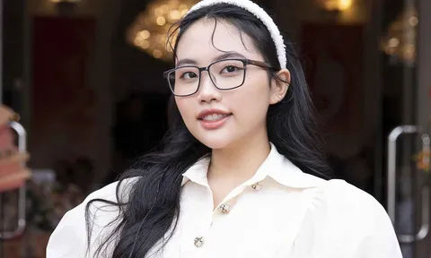 Phương Mỹ Chi thẳng thắn đính chính về việc điều hành công ty ở tuổi 19