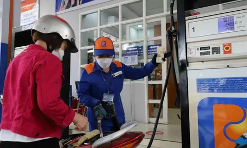 Giá xăng dầu hôm nay ngày 13/4: Đột ngột mất đà tăng