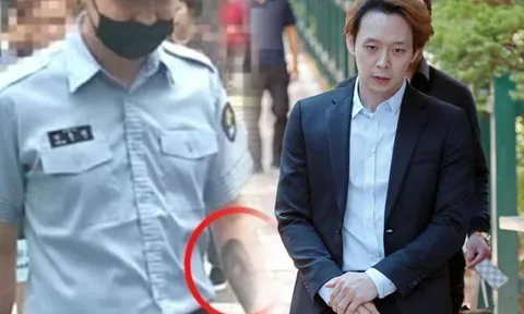 'Hoàng tử gác mái' Park Yoo Chun lộ gương mặt lạ sau vướng bê bối tình dục