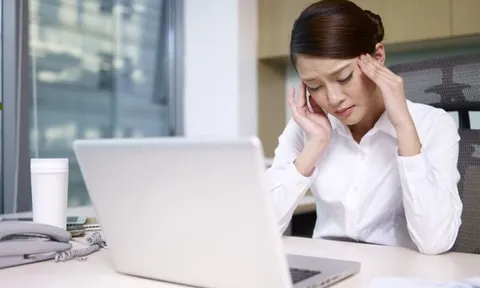 4 triệu chứng xuất hiện khi ngồi phòng điều hòa quá lâu