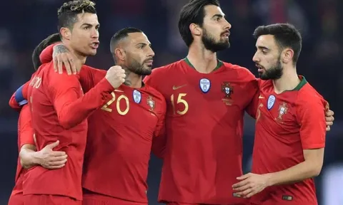 Chuyển nhượng MU 12/4: Rộng cửa chiêu mộ 'đàn em Ronaldo', đàm phán với người thế chỗ De Gea