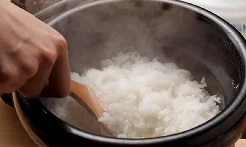 Nấu cơm tưởng dễ nhưng mắc lối này mất sạch dinh dưỡng còn hại sức khỏe