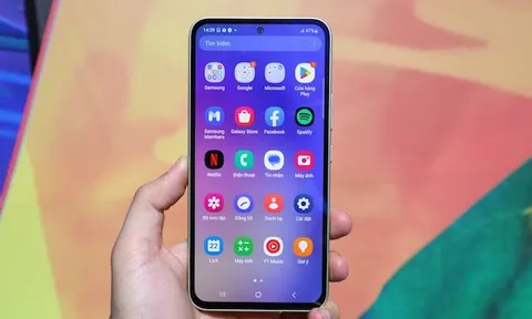 Samsung tung ưu đãi khủng cho khách đặt mua Galaxy A34 5G và Galaxy A54 5G: Tặng tai nghe Galaxy Buds2, trả góp lãi suất 0%