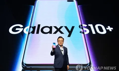 Cái kết đắng của cựu CEO khi tuồn công nghệ màn hình Samsung cho công ty đối thủ Trung Quốc