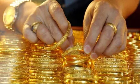 Giá vàng hôm nay 18/7/2023: Có dấu hiệu tăng