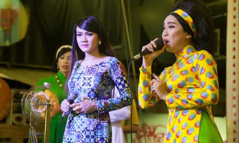 Giữa thành phố hoa lệ, thèm nghe tiếng hát lô tô