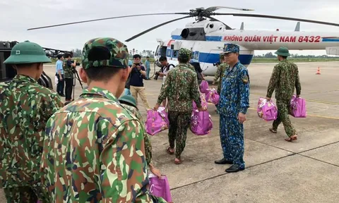 Trực thăng tiếp cận thành công, tiếp tế lương thực tại thủy điện Rào Trăng 3