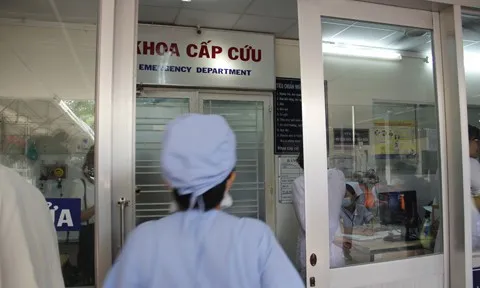 Bé 6 tháng tuổi tử vong vì kẹt giữa khe nệm và tường