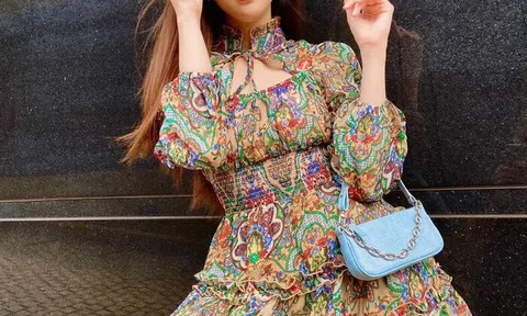 Hoa hậu Khánh Vân làm sáng bừng khu phố với váy hoa nhí bánh bèo chuẩn hot trend mùa hè