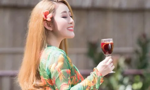 Queen Kim Trang chào hè rực rỡ bằng bộ ảnh mộc mạc tại Làng Xanh - Bến Tre
