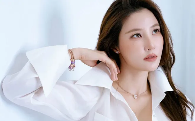 Nhan sắc mỹ nhân Sài thành từng học Ngoại thương, lấy chồng doanh nhân được tặng biệt thự có cả hầm rượu vang